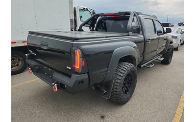 toyota-tacoma - 2