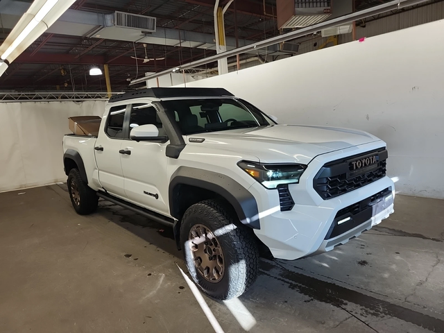 Toyota Tacoma 2.4 CREW CAB SHORT BED - автомобили, коли, обяви за нови и употребявани 4