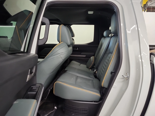 Toyota Tacoma 2.4 CREW CAB SHORT BED - автомобили, коли, обяви за нови и употребявани 9