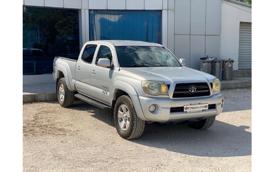 toyota-tacoma - 2
