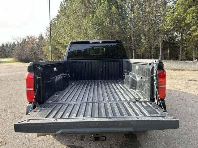 Toyota Tacoma TRD Sport Double Cab 4WD АвтоКредит (ЦЕНА ДО БГ) - автомобили, коли, обяви за нови и употребявани 14