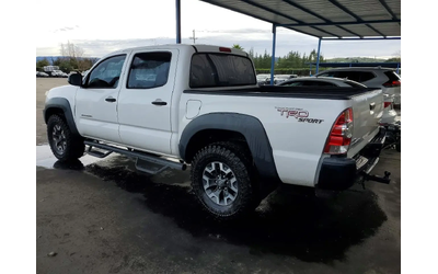 toyota-tacoma - 2