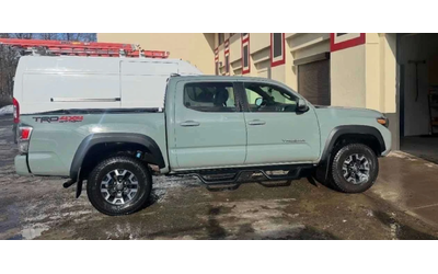 toyota-tacoma - 2