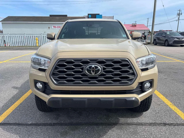 Toyota Tacoma * 4x4 Double Cab Auto SB * 2 КЛЮЧА* PANO* ПОДГРЕВ* - автомобили, коли, обяви за нови и употребявани 5