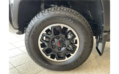 toyota-tacoma - 4