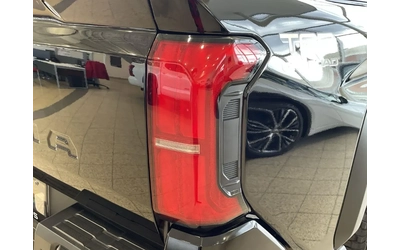 toyota-tacoma - 2