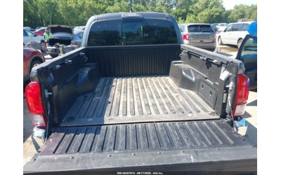 Toyota Tacoma SR5* V6* 22700KM* - автомобили, коли, обяви за нови и употребявани 16