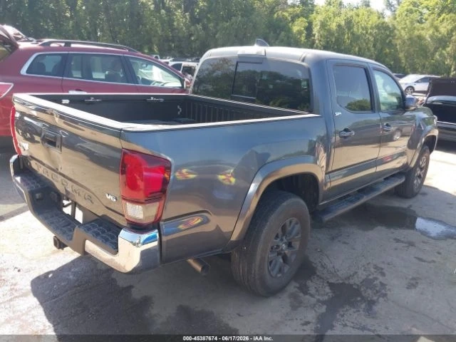 Toyota Tacoma SR5* V6* 22700KM* - автомобили, коли, обяви за нови и употребявани 3