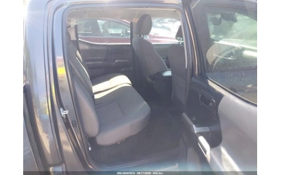 Toyota Tacoma SR5* V6* 22700KM* - автомобили, коли, обяви за нови и употребявани 7