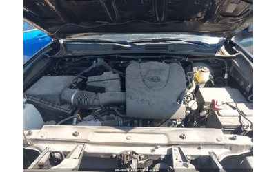 Toyota Tacoma SR5* V6* 22700KM* - автомобили, коли, обяви за нови и употребявани 8