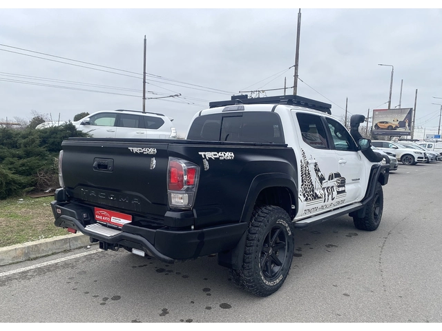 Toyota Tacoma 3.5 Double cab - автомобили, коли, обяви за нови и употребявани 4