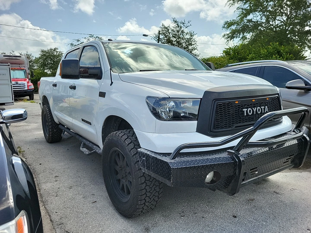 Toyota Tundra 5.7 V8* CREW* КОЖА* ШОУРУМ* ПЕРФЕКТЕН ЗА ГАЗ* КАТО - автомобили, коли, обяви за нови и употребявани 1