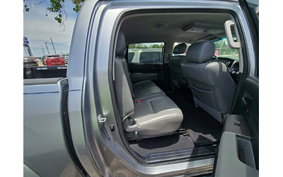 Toyota Tundra Crew Cab* 5.7* БЕЗ РЪЖДА* КОЖА* ВИДЕО НА МОТОР - автомобили, коли, обяви за нови и употребявани 13