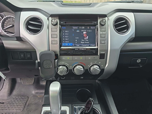 Toyota Tundra 2014* SR5* 5.7L V8* Crew Cab* ПЕРФЕКТЕН ЗА ГАЗ - автомобили, коли, обяви за нови и употребявани 7