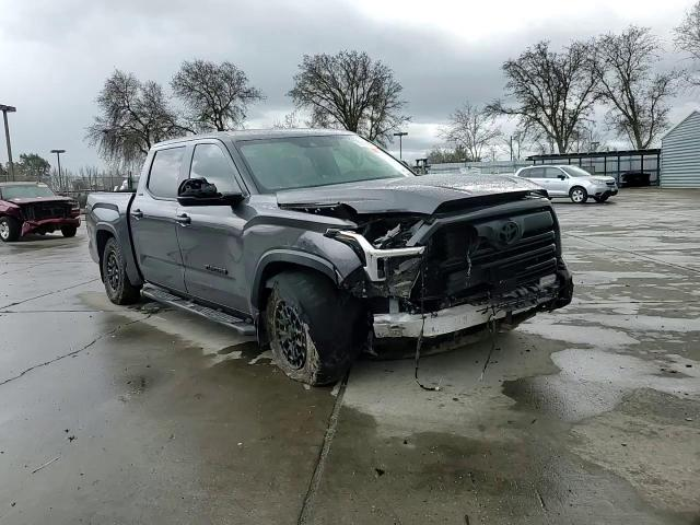 Toyota Tundra 3.4L 6 Rear Wheel Drive w/4x4 - автомобили, коли, обяви за нови и употребявани 0