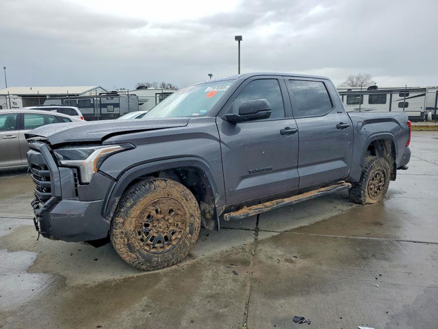 Toyota Tundra 3.4L 6 Rear Wheel Drive w/4x4 - автомобили, коли, обяви за нови и употребявани 1
