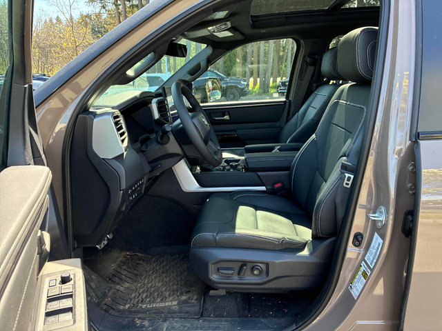 Toyota Tundra 3.4L 6cyl 4WD - автомобили, коли, обяви за нови и употребявани 5
