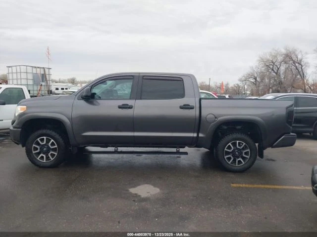 Toyota Tundra PLATINUM 5.7L V8 - автомобили, коли, обяви за нови и употребявани 4