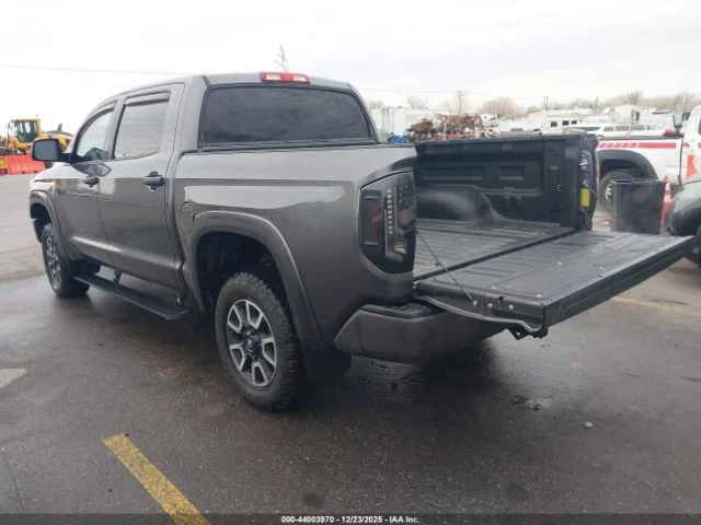 Toyota Tundra PLATINUM 5.7L V8 - автомобили, коли, обяви за нови и употребявани 5
