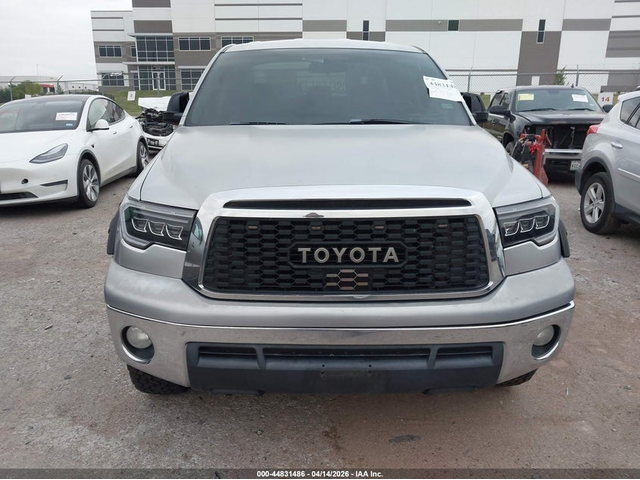 Toyota Tundra 4.6L V-8 DOHC, VVT, 310HP 4X2 Drive - автомобили, коли, обяви за нови и употребявани 11