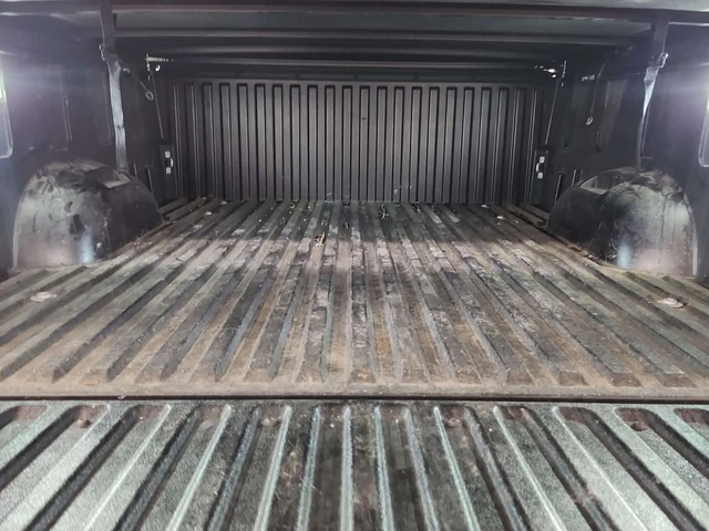 Toyota Tundra PLATINUM CREW CAB STD BED * CARFAX * Бeз инциденти - автомобили, коли, обяви за нови и употребявани 13