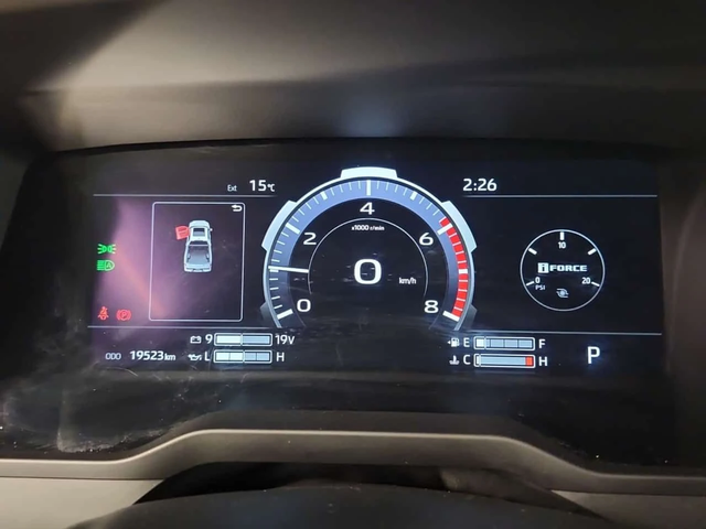 Toyota Tundra PLATINUM CREW CAB STD BED * CARFAX * Бeз инциденти - автомобили, коли, обяви за нови и употребявани 6