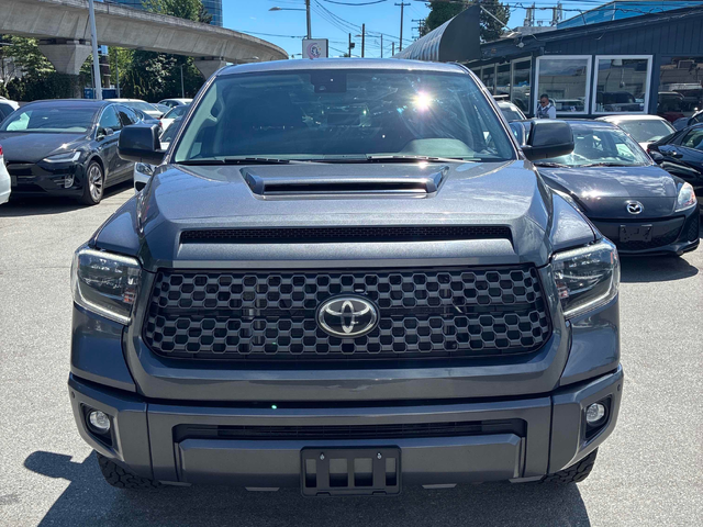 Toyota Tundra 5.7L 8cyl 4WD - автомобили, коли, обяви за нови и употребявани 5