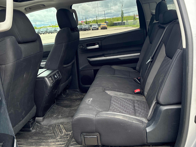 Toyota Tundra 5.7L 8cyl 4WD - автомобили, коли, обяви за нови и употребявани 12
