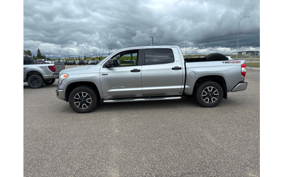 Toyota Tundra 5.7L 8cyl 4WD - автомобили, коли, обяви за нови и употребявани 1