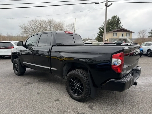 Toyota Tundra V8 5.7L 4X4 ALL BLACK! - автомобили, коли, обяви за нови и употребявани 5