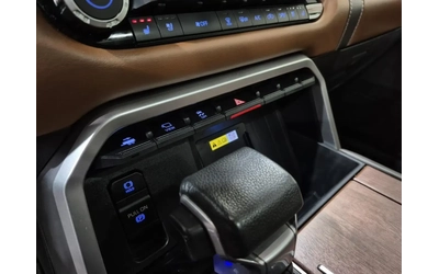 Toyota Tundra Tundra - автомобили, коли, обяви за нови и употребявани 13