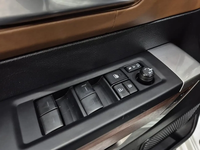 Toyota Tundra Tundra - автомобили, коли, обяви за нови и употребявани 5