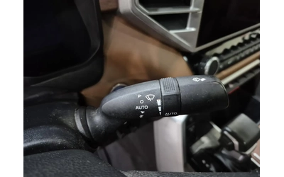 Toyota Tundra Tundra - автомобили, коли, обяви за нови и употребявани 9