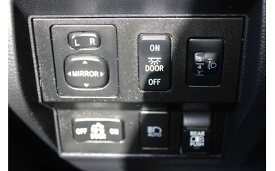 Toyota Tundra SR5 / АВТОМАТИК / КОЖА / КАМЕРА / ЦЕНА ДО БГ - автомобили, коли, обяви за нови и употребявани 15