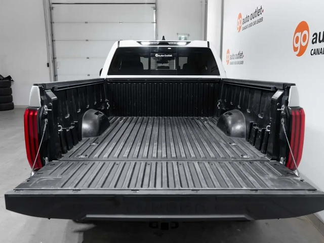 Toyota Tundra SR5* КЪСА БАЗА* ПОДГРЕВ НА ВОЛАН* КАМЕРА - автомобили, коли, обяви за нови и употребявани 5