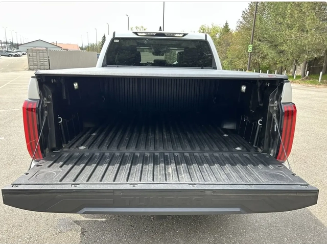 Toyota Tundra LIMITED | CREWMAX | 4X4 | PANO - автомобили, коли, обяви за нови и употребявани 2