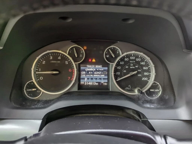 Toyota Tundra PLATINUM* CREWMAX* 5.7* V8* ОБДУХВАНЕ* КРАЙНА ЦЕНА - автомобили, коли, обяви за нови и употребявани 11