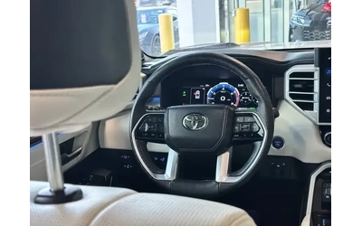 Toyota Tundra Capstone Hybrid 4x4 - автомобили, коли, обяви за нови и употребявани 12