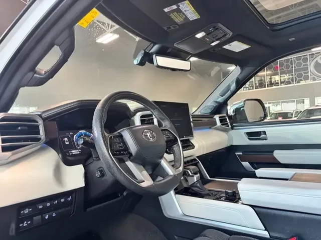 Toyota Tundra Capstone Hybrid 4x4 - автомобили, коли, обяви за нови и употребявани 9