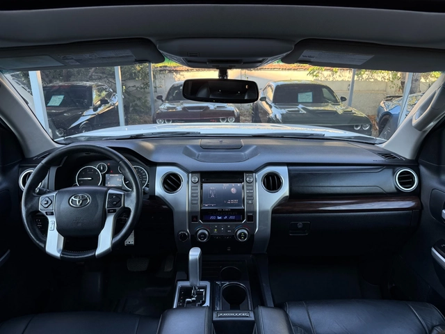 Toyota Tundra LIMITED 5.7 - автомобили, коли, обяви за нови и употребявани 11