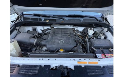 Toyota Tundra LIMITED 5.7 - автомобили, коли, обяви за нови и употребявани 16