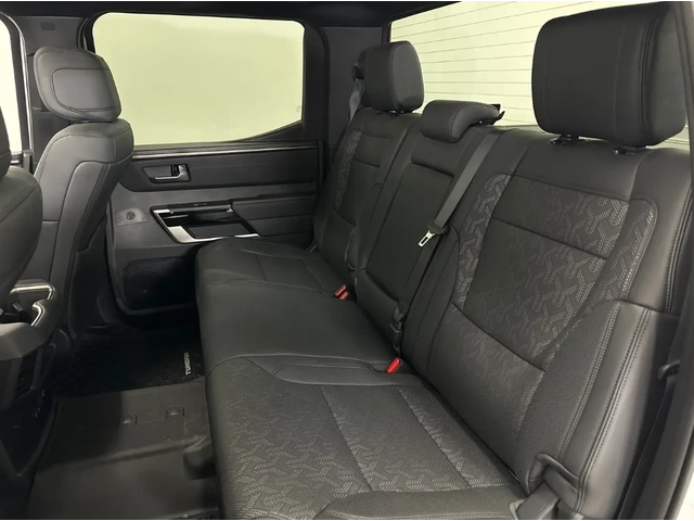 Toyota Tundra LIMITED | CREWMAX | ЕДИН СОБСТВЕНИК - автомобили, коли, обяви за нови и употребявани 13