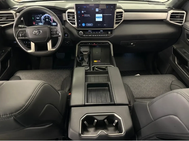 Toyota Tundra LIMITED | CREWMAX | ЕДИН СОБСТВЕНИК - автомобили, коли, обяви за нови и употребявани 5