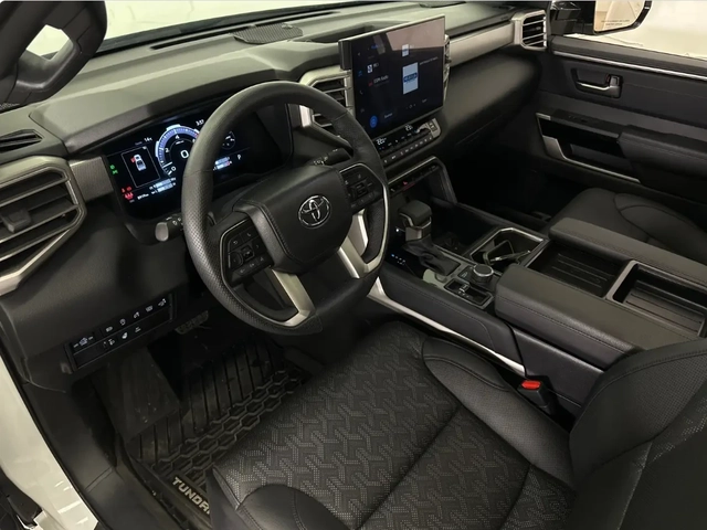 Toyota Tundra LIMITED | CREWMAX | ЕДИН СОБСТВЕНИК - автомобили, коли, обяви за нови и употребявани 8