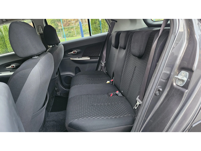 Toyota Urban Cruiser 1.4D4d AWD/KLIMATRONIK - автомобили, коли, обяви за нови и употребявани 12