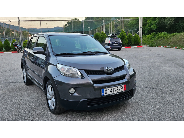 Toyota Urban Cruiser 1.4D4d AWD/KLIMATRONIK - автомобили, коли, обяви за нови и употребявани 7