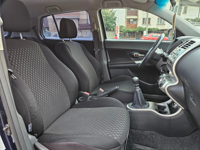 Toyota Urban Cruiser 1.4 D4d AWD/KLIMATRONIK/6skoosti - автомобили, коли, обяви за нови и употребявани 12