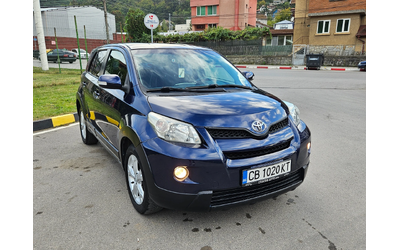 Toyota Urban Cruiser 1.4 D4d AWD/KLIMATRONIK/6skoosti - автомобили, коли, обяви за нови и употребявани 8