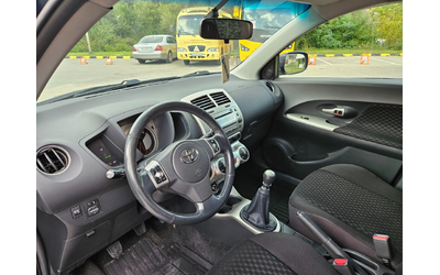 Toyota Urban Cruiser 1.4 D4d AWD/KLIMATRONIK/6skoosti - автомобили, коли, обяви за нови и употребявани 9