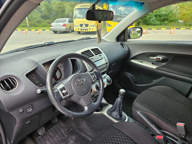 Toyota Urban Cruiser 1.4 D4d AWD/KLIMATRONIK/6skoosti - автомобили, коли, обяви за нови и употребявани 9